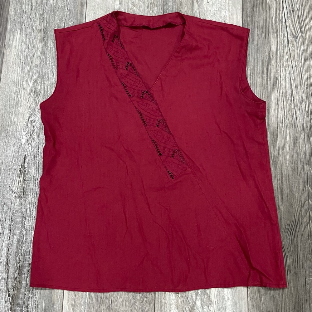 Red stitch floral leaves vintage top blouse